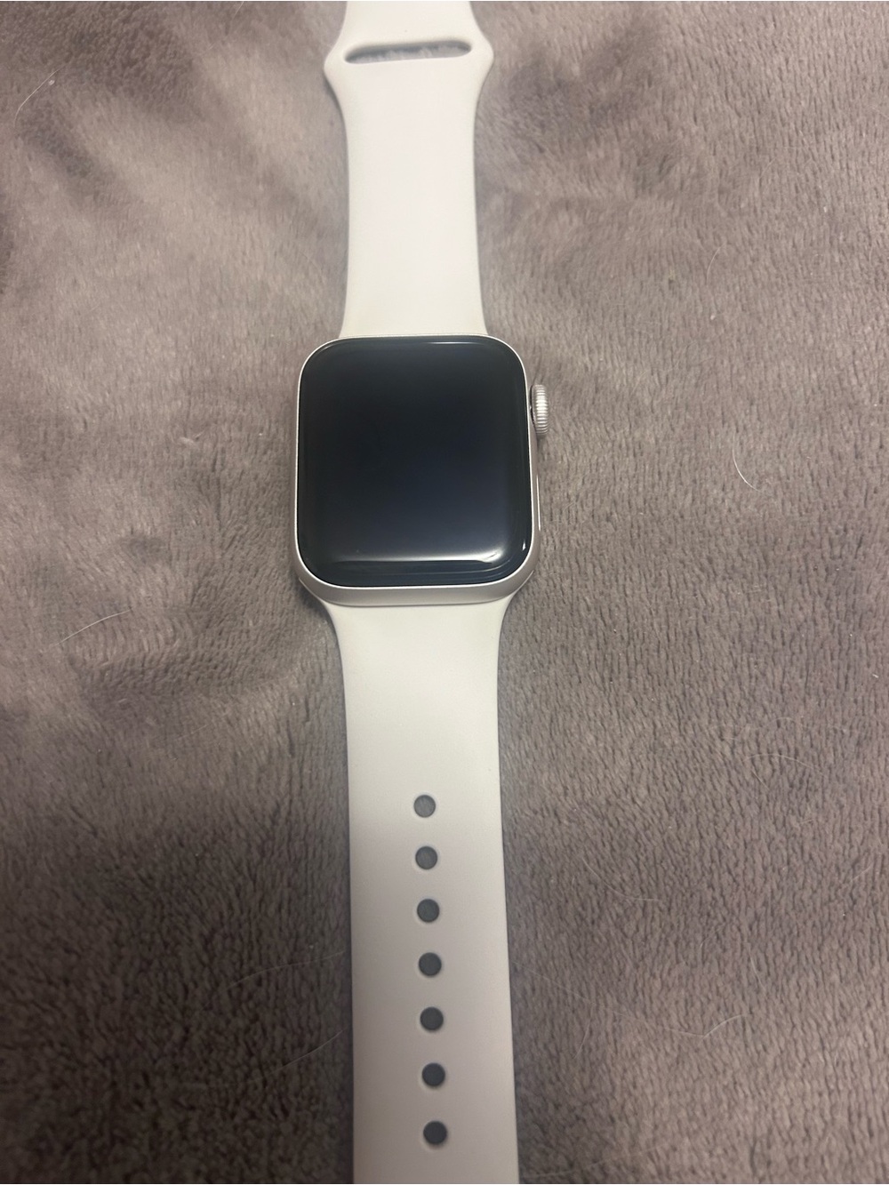BRAND NEW | Apple Watch SE 3| 40 mm Starlight | S/M Band